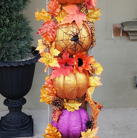 Front Door Sign - Picture 2 of 2